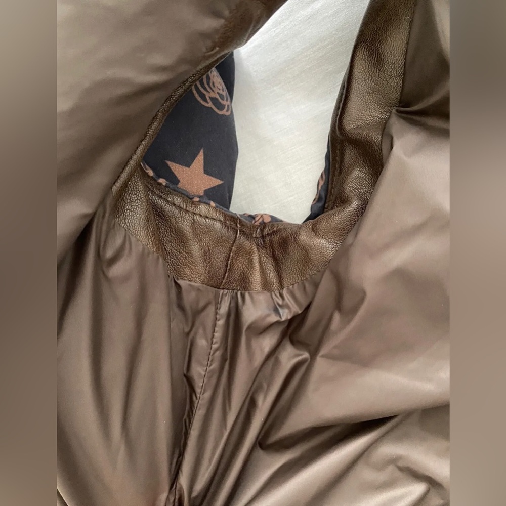 Chanel Paris Dallas Vest sz 36 - Picture 12 of 12